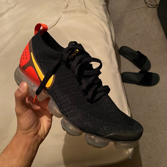 Shoes - Nike Vapormax 2